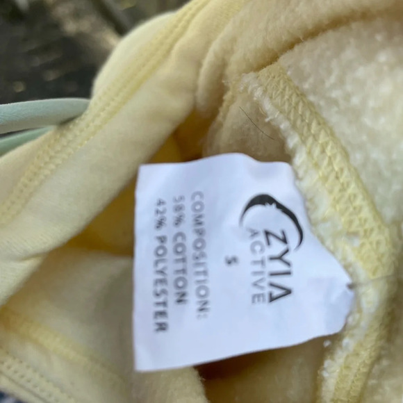 ZYIA ACTIVE YELLOW COWL NECK HOODIE - Picture 5 of 6